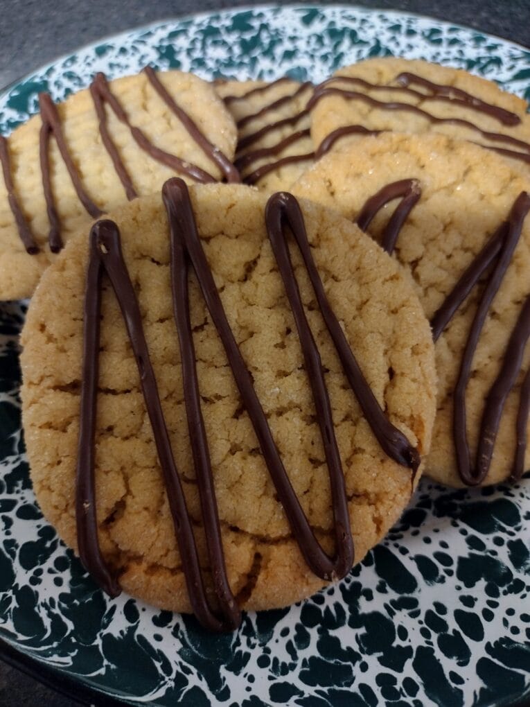 The Best Peanut Butter Cookies THE RECIPE BOWL