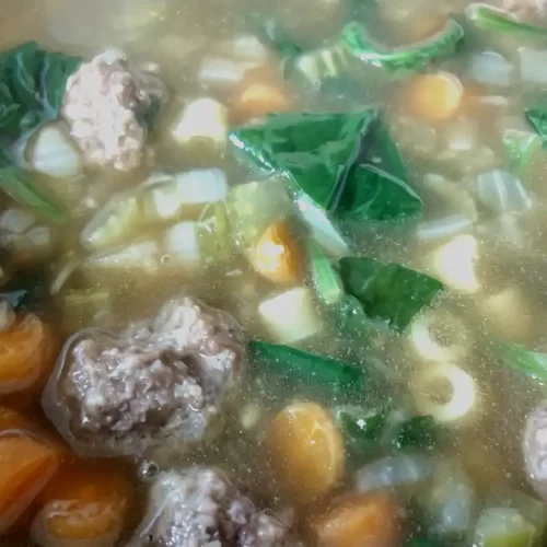 close-up-wedding-soup