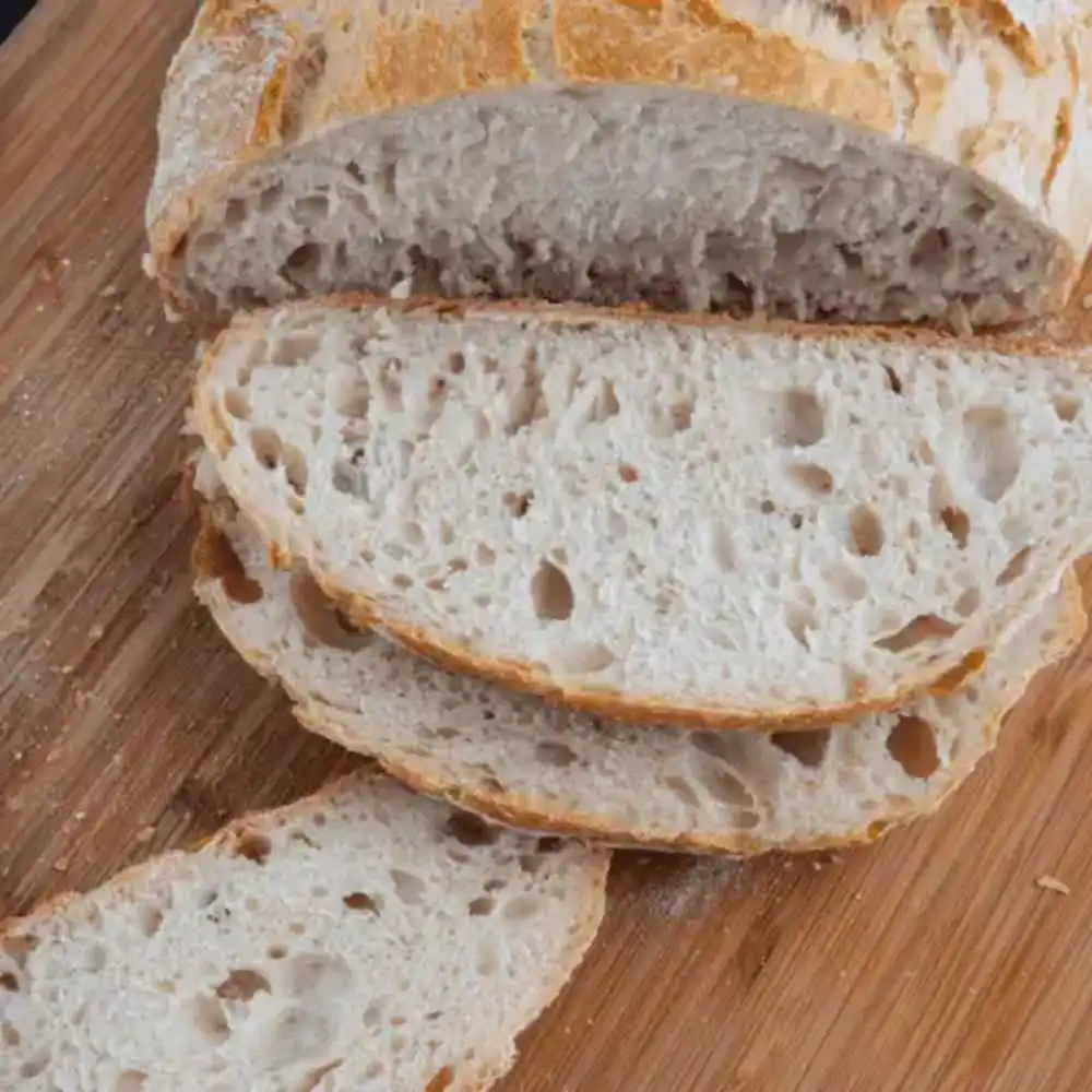 sliced-no-knead-bread