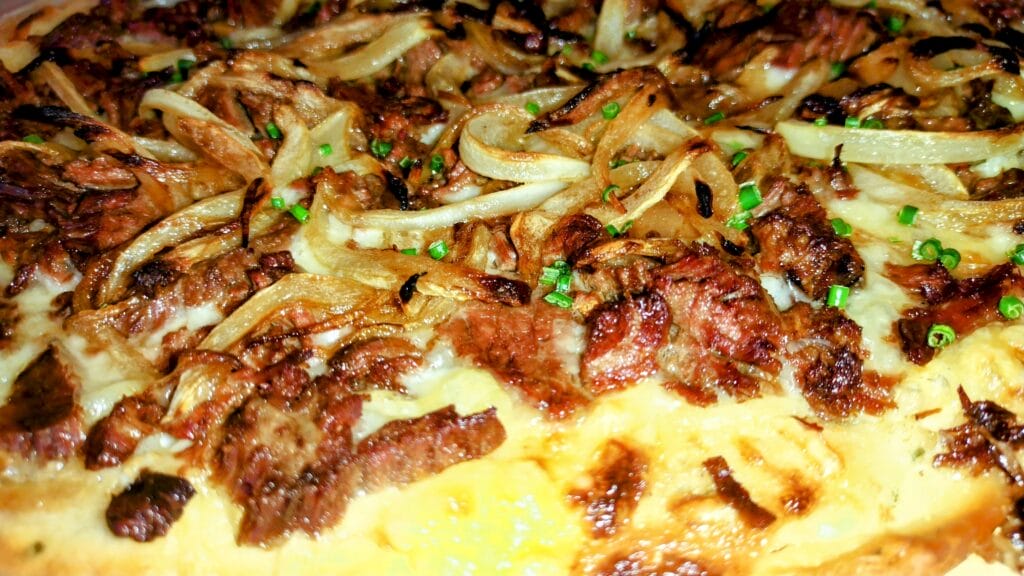 Garlic Aioli Beef Pizza THE RECIPE BOWL