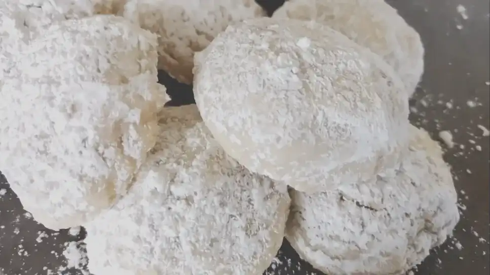 potato-chip-cookies-dusted-with-powdered-sugar