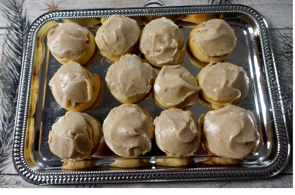 top-view-cinnamon-roll-cookies.