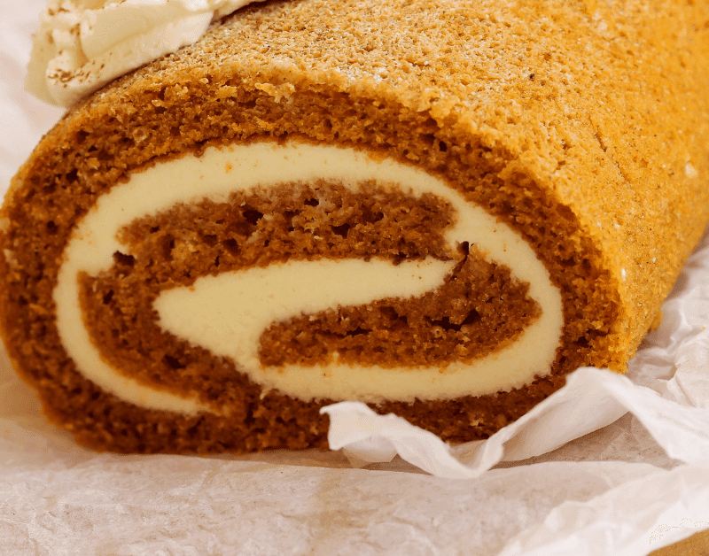 Easy Pumpkin Roll Recipe