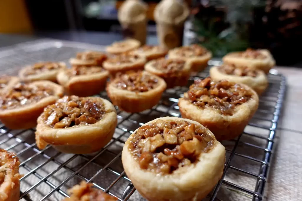 pecan-tarts-cooling