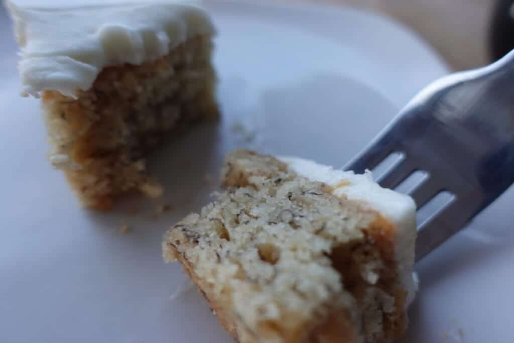 banana bars with cream cheese frosting