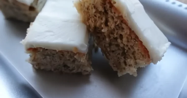 Banana Bars with Cream Cheese Frosting