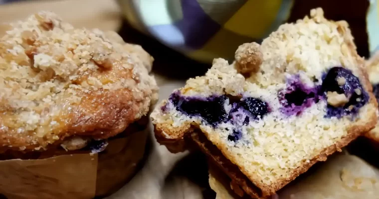 The Best Homemade Blueberry Muffins