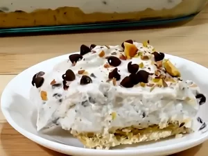 up close shot of cannoli dessert