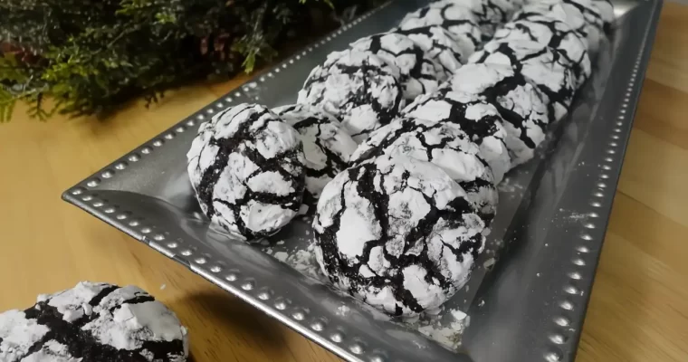 Chocolate Crinkle Cookies