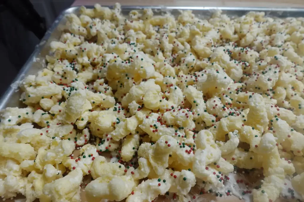 puff-corn-on-baking-tray