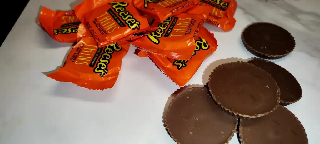 reeses-thins-wrapped-and-unwrapped.