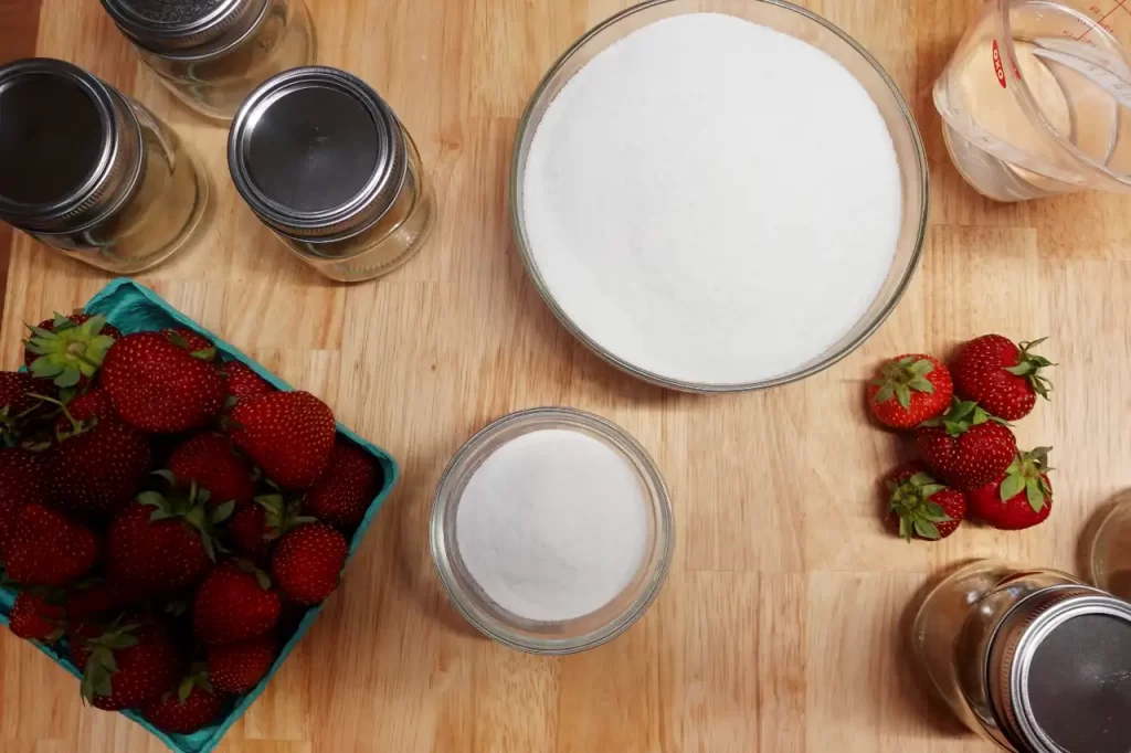 ingredients-strawberry-jam.