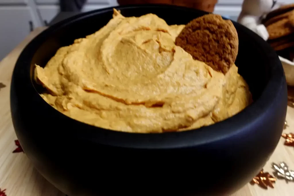 close-up-pumpkin-dip