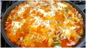 top-view-pepper-skillet