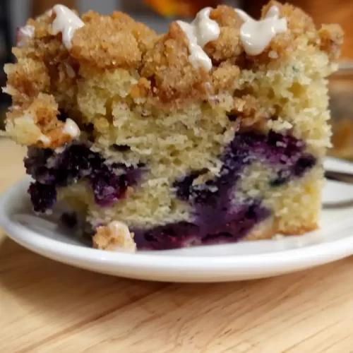 Blueberry-Crumb-Coffee-Cake.
