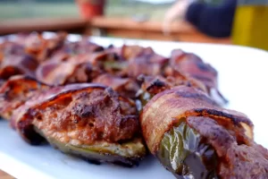 cheeseburger-jalapeno-poppers-recipe-closeup
