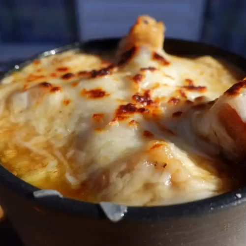 close-up-image-french-onion-soup-recipe