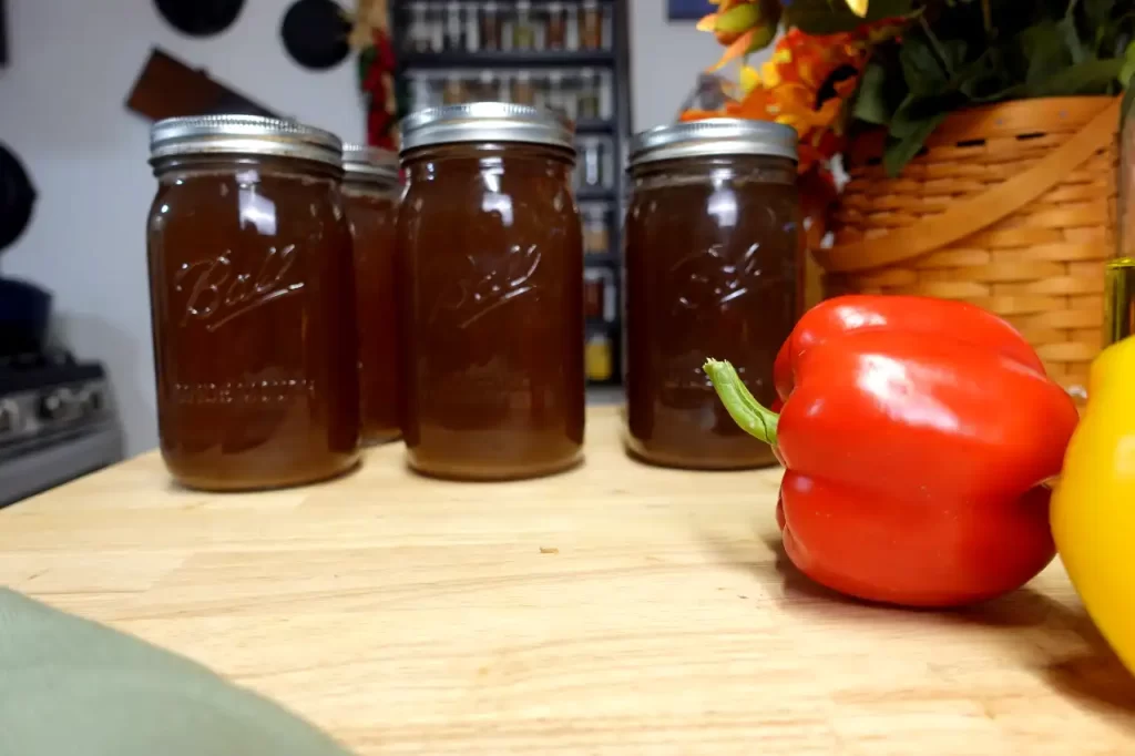 homemade-beef-bone-broth-recipe-in-quart-jars.