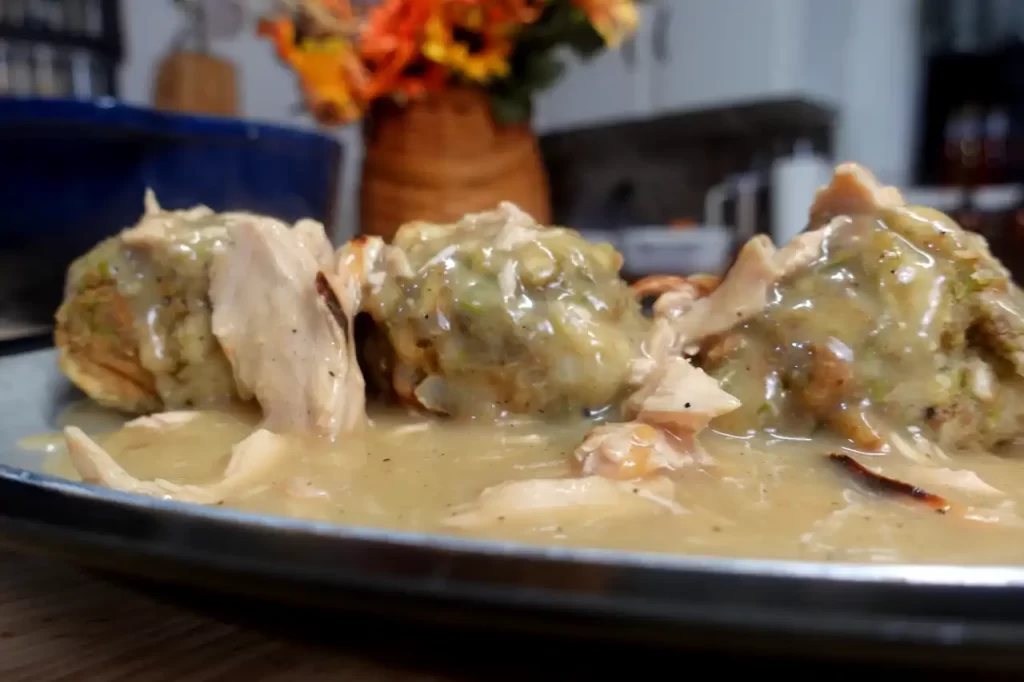 stuffing-balls-side-view-with-chicken-gravy