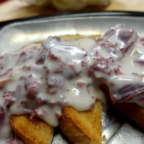 cream-dried-beef-over-toast