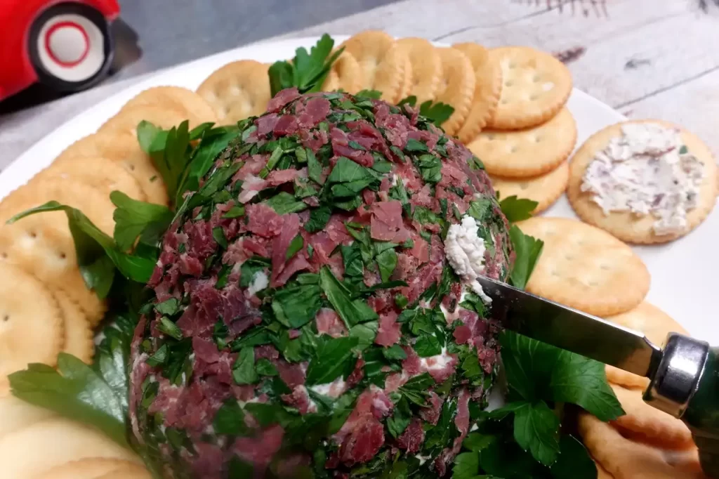 close-up-dried-beef-cheese-ball.