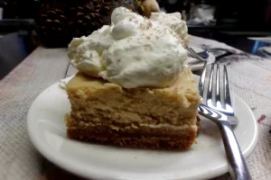 close-up-eggnog-cheesecake-bars.