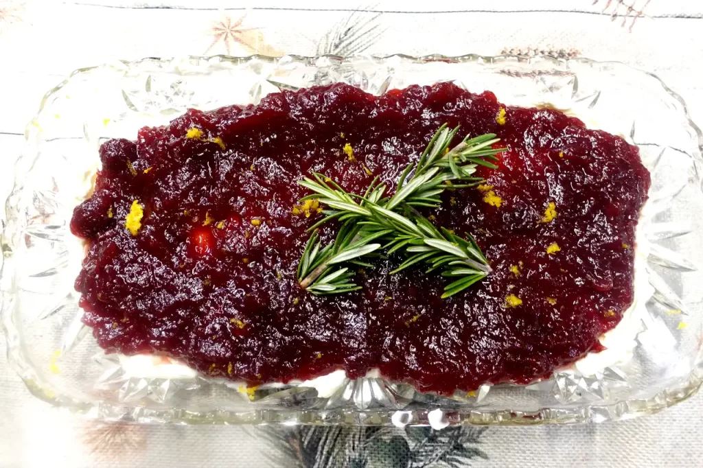top-view-cranberry-cream-cheese-appetizer