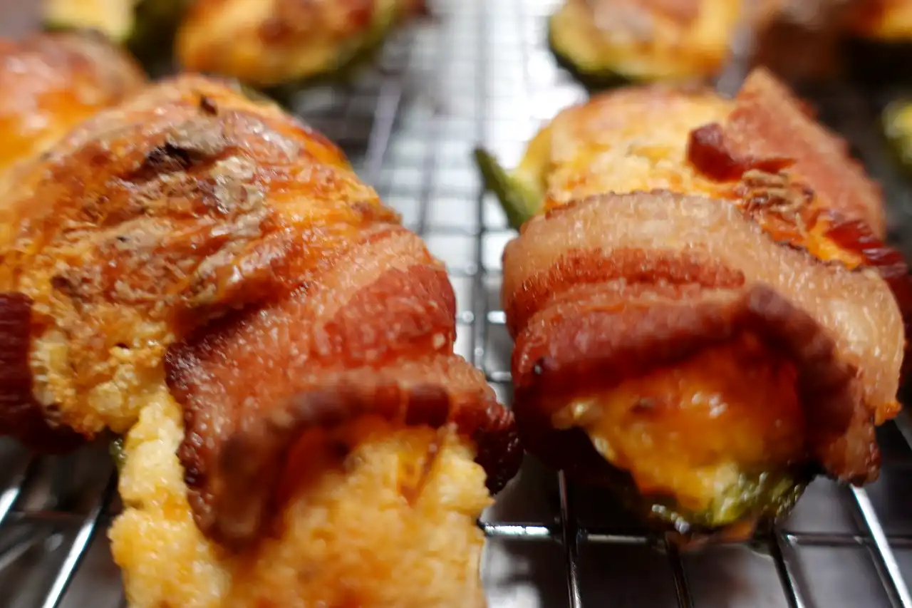 Bacon Wrapped Jalapeño Poppers