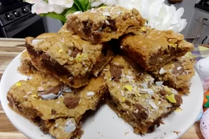 cadbury-egg-brownies-on-a-pedistal.