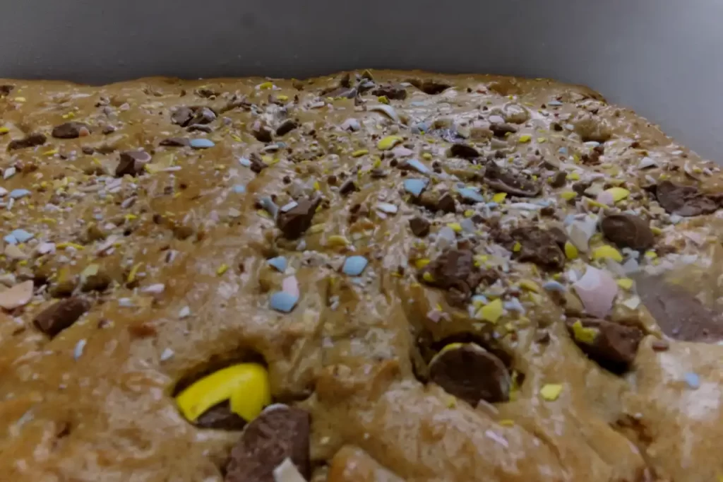 close-up-cadbury-egg-blondies