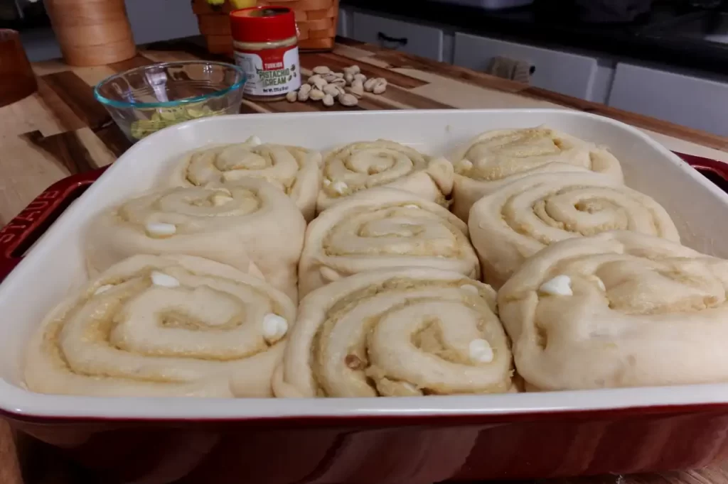 pistachio-cream-rolls-dough-ready-to-bake-in-9-x-13
