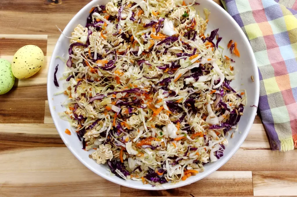 ramen-crunch-salad-top-view