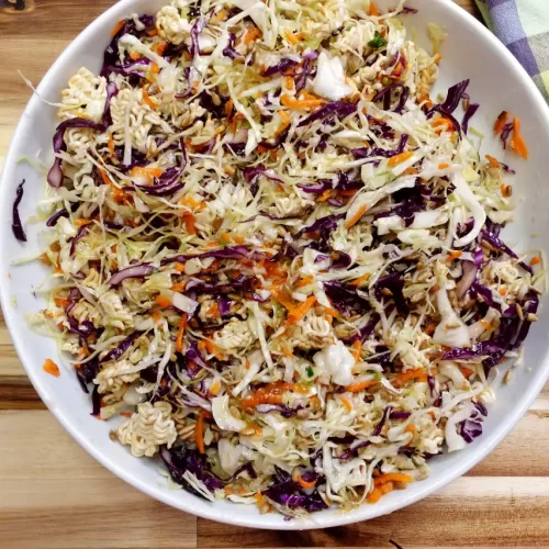 ramen-crunch-salad-top-view