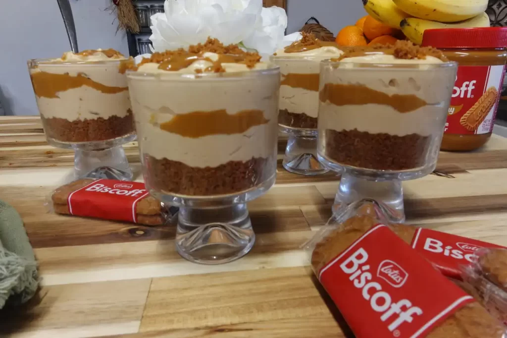 several-biscoff-lava-cheese-cakes-in-clear-individual-cups