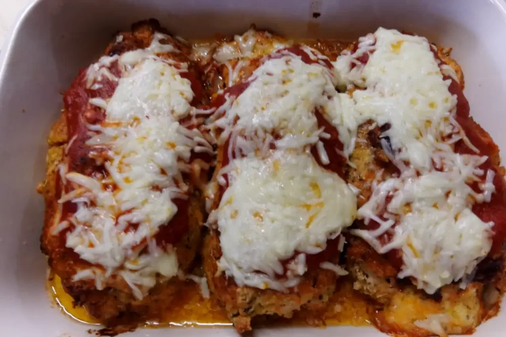 top-view-stuffed-chicken-parmesan.