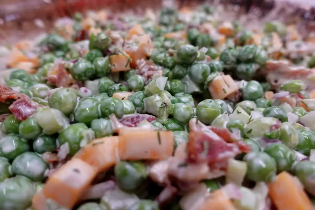 close-up-shot-of-bacon-pea-salad