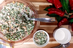 top-view-bacon-pea-salad